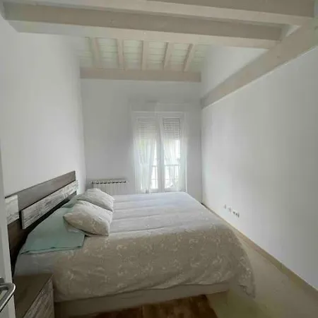 Casa En La Montaña Con Piscina De Temporada Сasa de vacaciones *