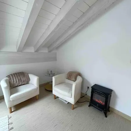 Tatil Evi Casa En La Montana Con Piscina De Temporada *