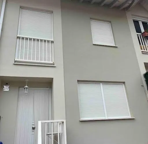 Casa En La Montana Con Piscina De Temporada *