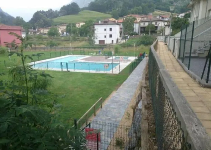 Casa En La Montana Con Piscina De Temporada Arredondo