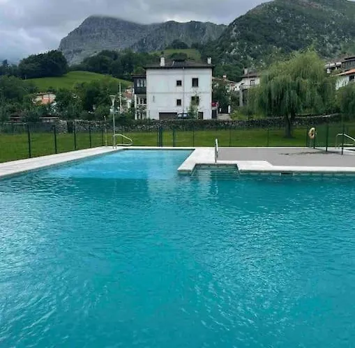 Casa En La Montana Con Piscina De Temporada * Arredondo