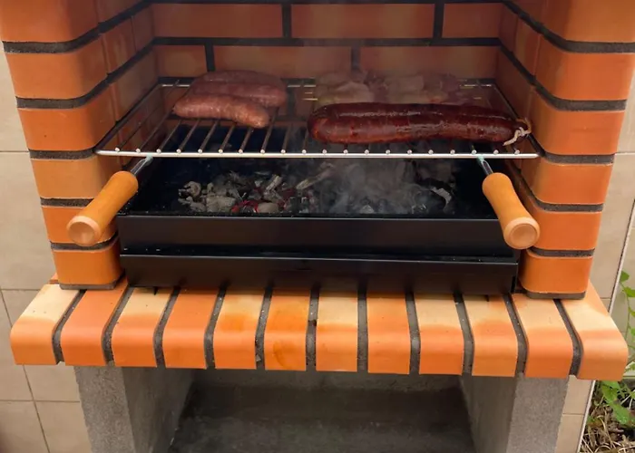 Casa En La Montana Con Piscina De Temporada * Arredondo